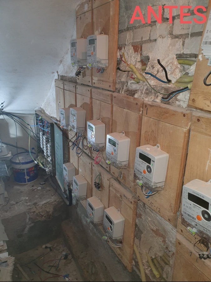Montaje de armarios para contadores
