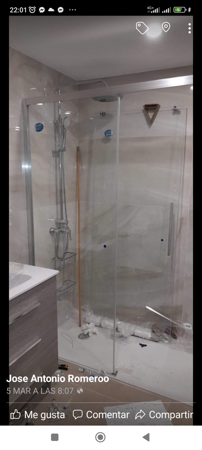 Reformas baños 2200€