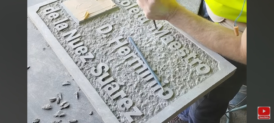 Letreros y placas de piedra natural