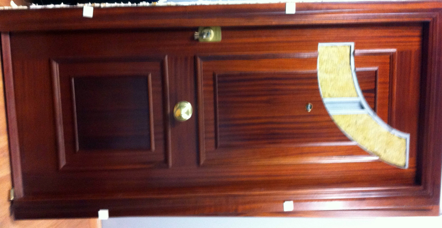 seccion de puerta acorazada