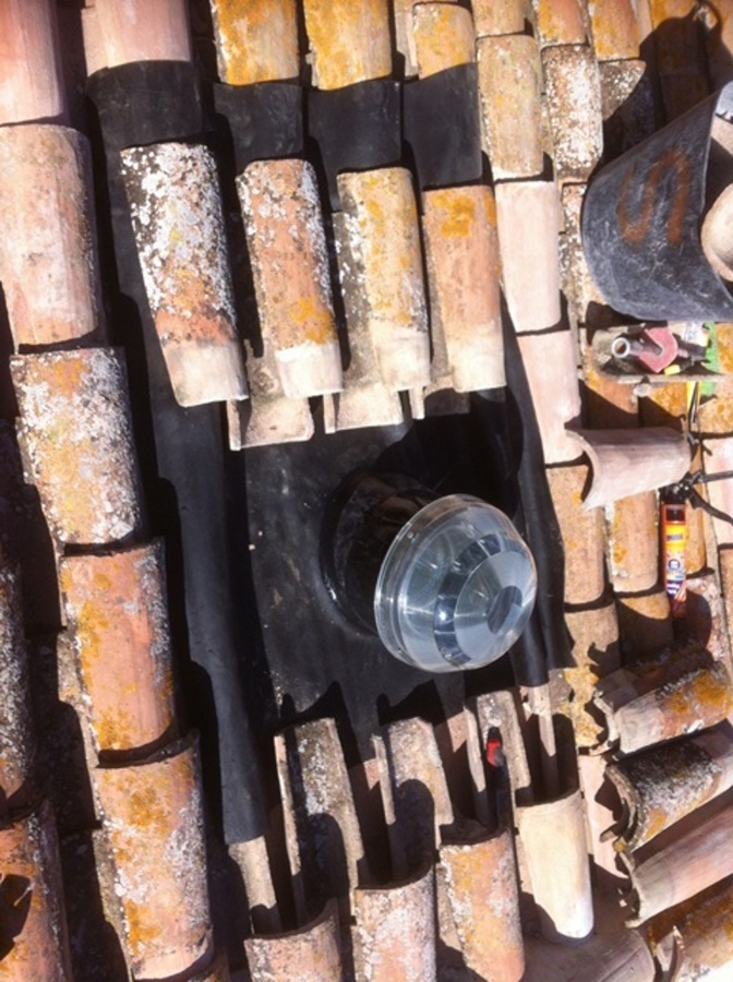 Sellado de un Solatube en tejas