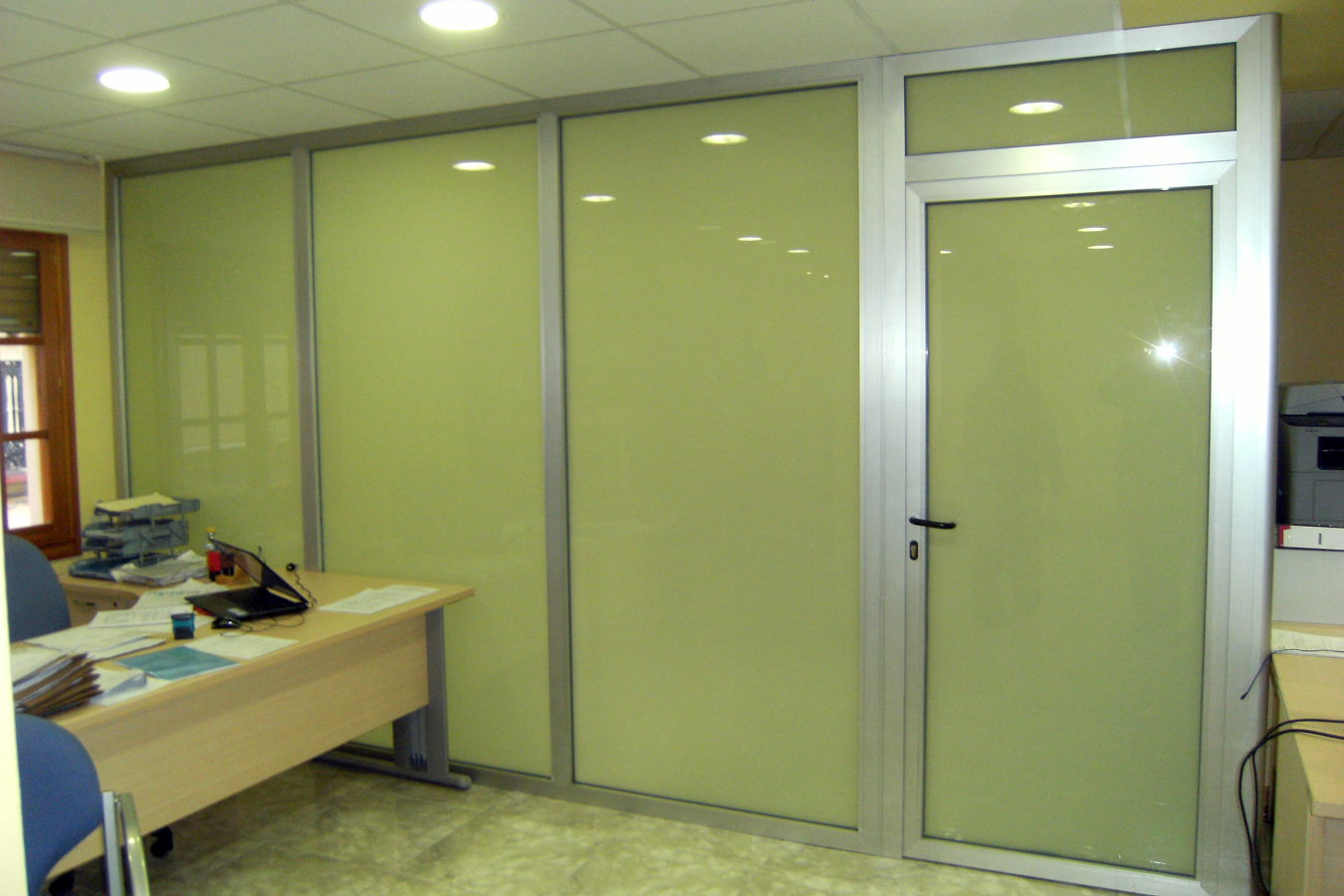 Separador de oficina