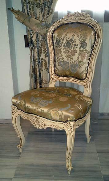 Silla clásica tapizada
