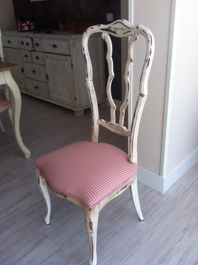 ESTAURACION DE SILLA ANTIGUA