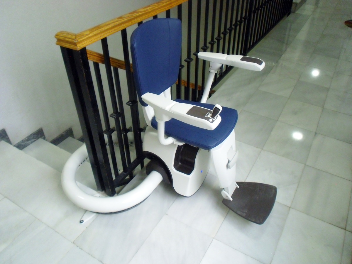 SILLA SALVAESCALERAS