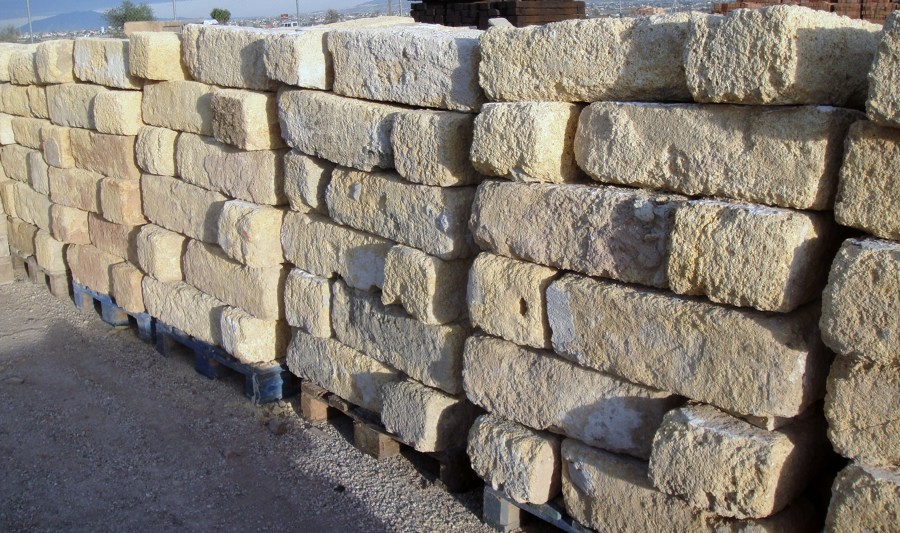 Sillares de piedra