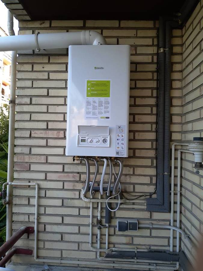 Instalación caldera de gas.