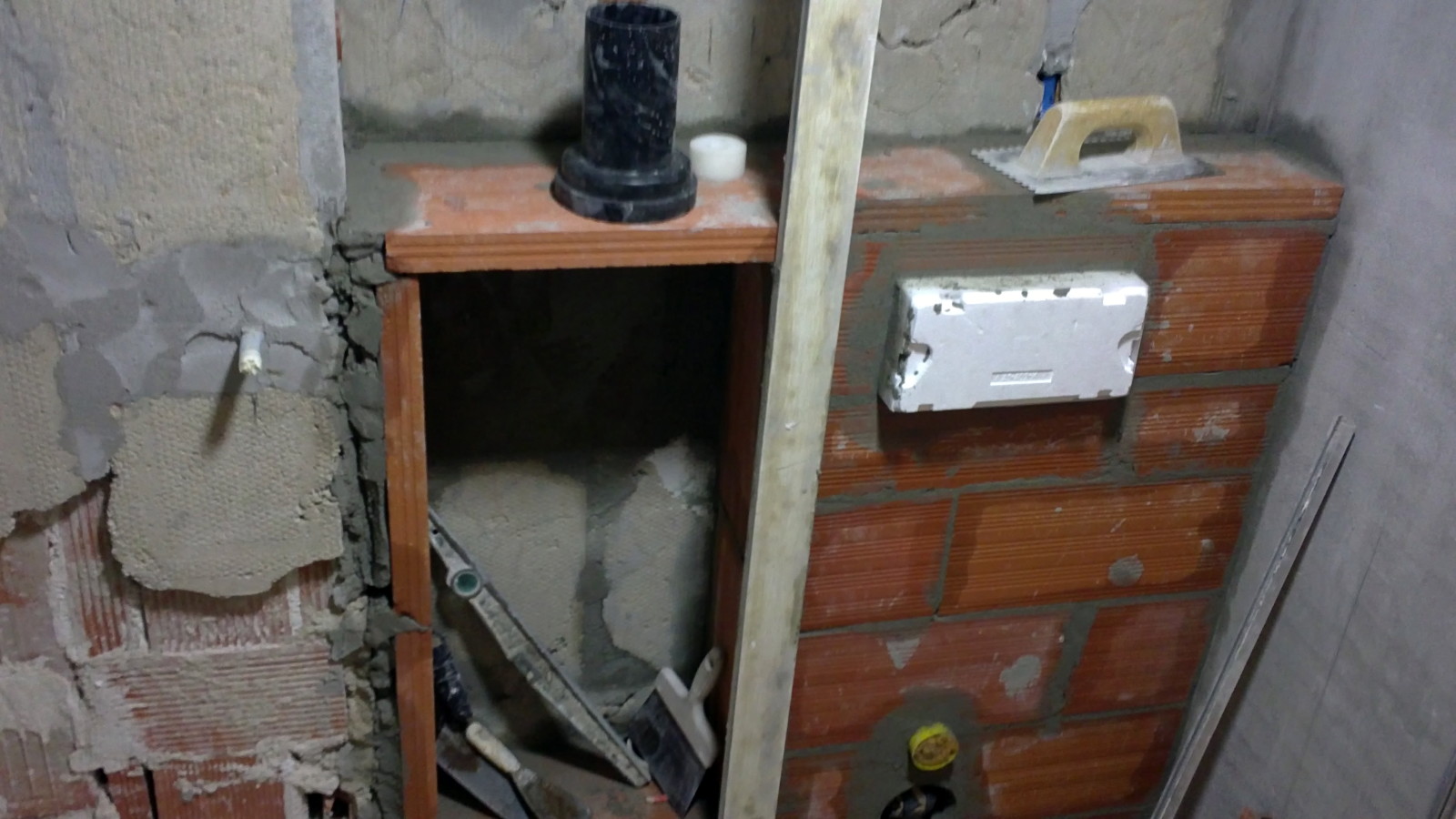 sistema encastrado de cisterna