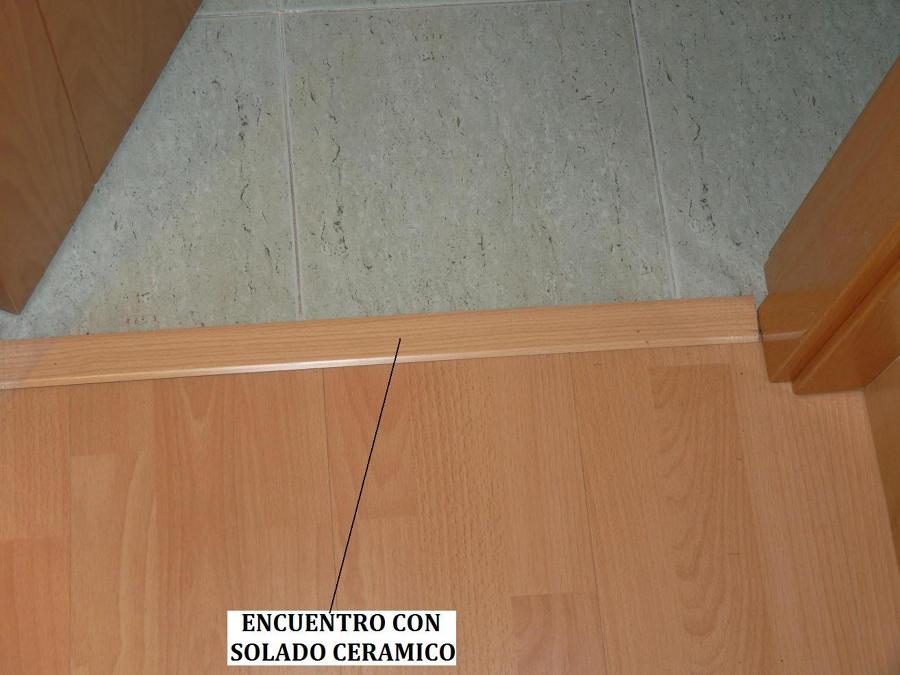 Detalles del cocina con salon comedor