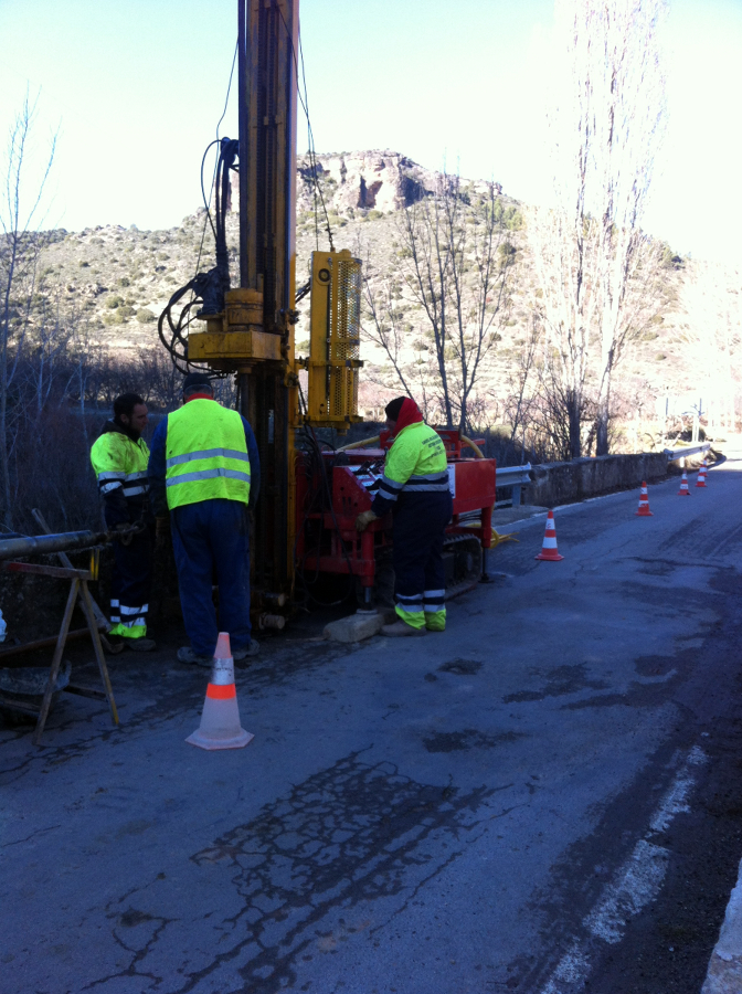 Sondeos de Investigacion - Estabilizacion puente