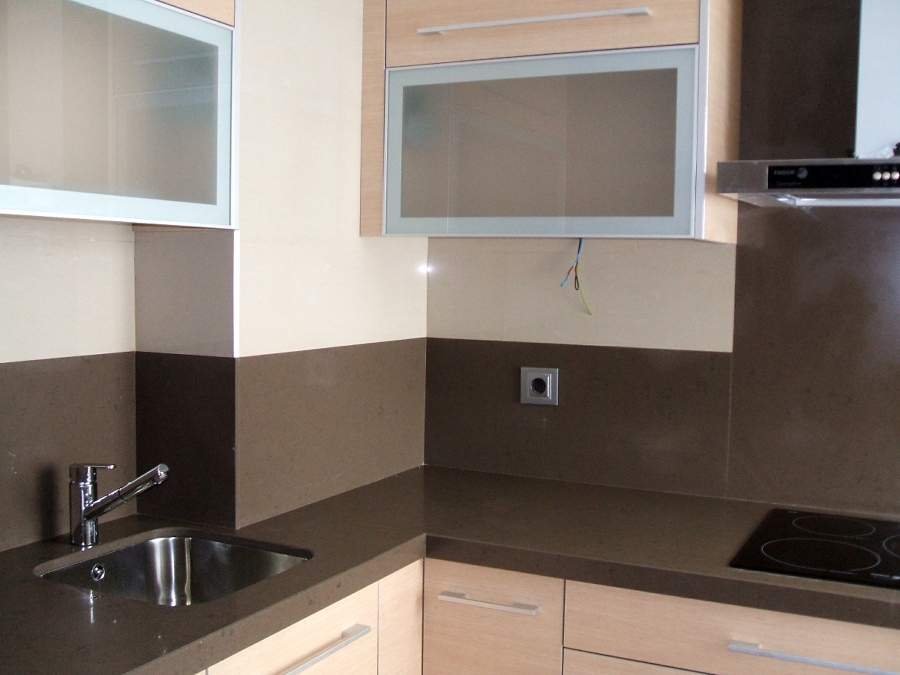 SRA. ANTONIA LÓPEZ ( C/ APRESTADORA)