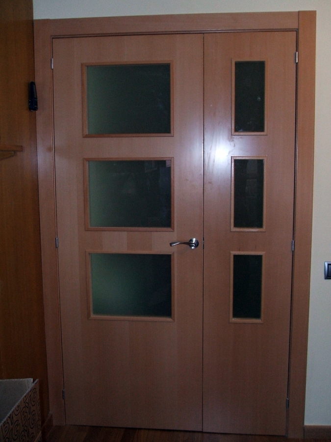 SRA. ANTONIA LÓPEZ ( C/ APRESTADORA)