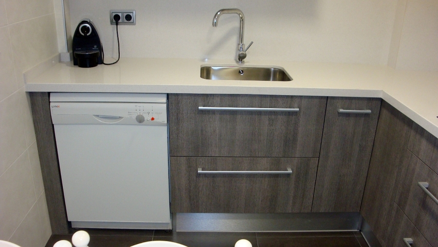 SRA. ANTONIA MOLINA, C/ ENRIC PRAT DE LA RIBA