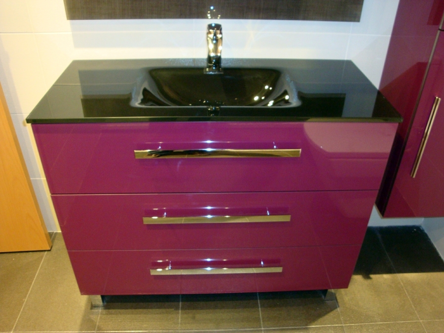 SRA. ANTONIA/ SR. MEDINA, C/ APRESTADORA