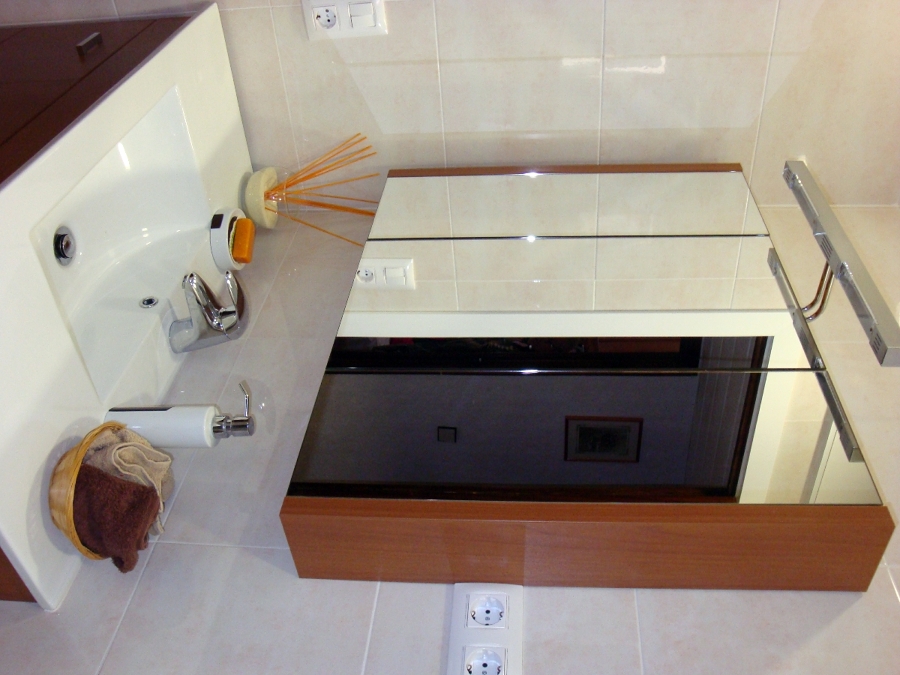 SRA. PILAR FRAILE, AVDA. JOSEP TARRADELLAS