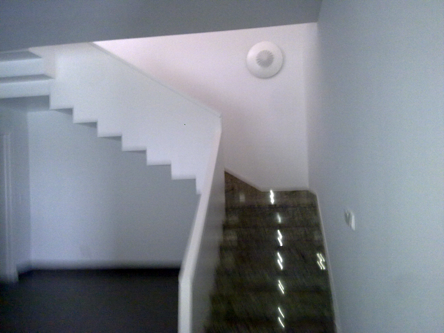 subida escalera liso