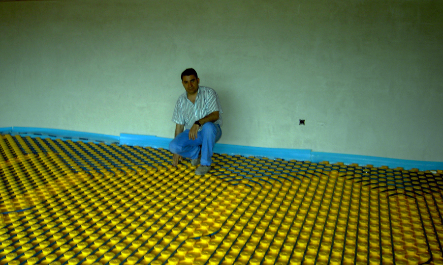 Suelo radiante realizado por Tecnam