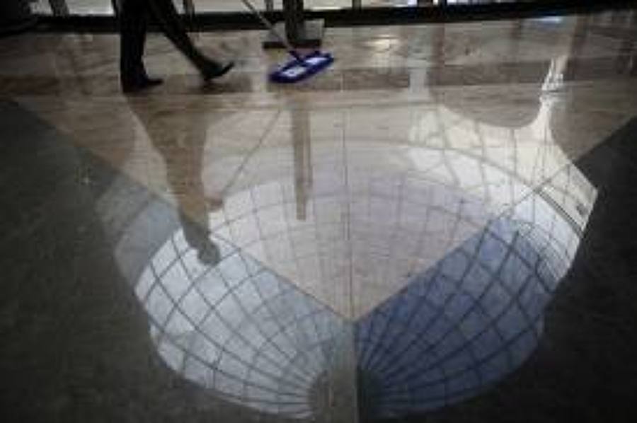 Abrillantado y limpieza de moquetas