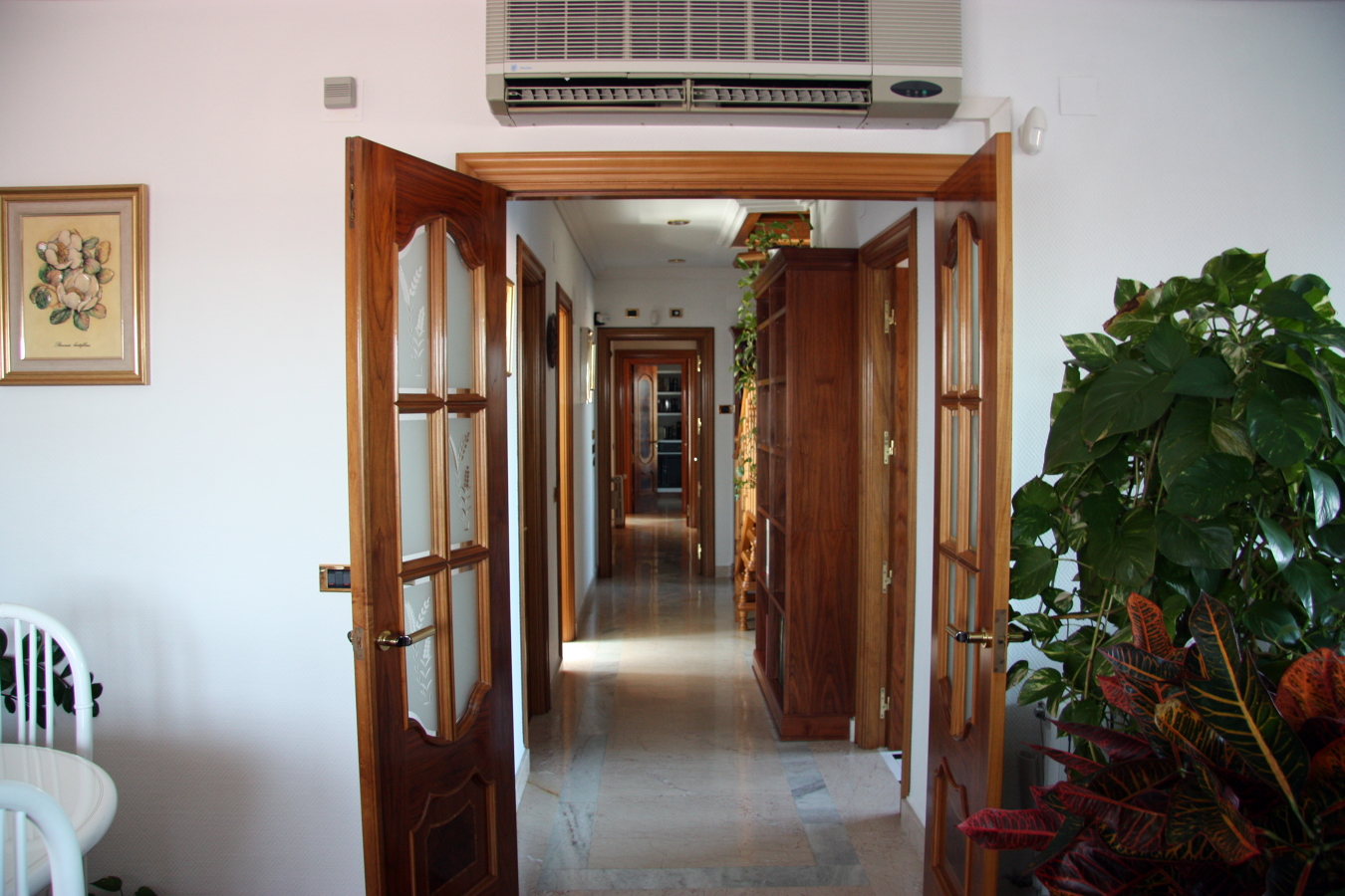 SUMINISTRO E INSTALACION DE PUERTAS EN PISO MADRID CAPITAL