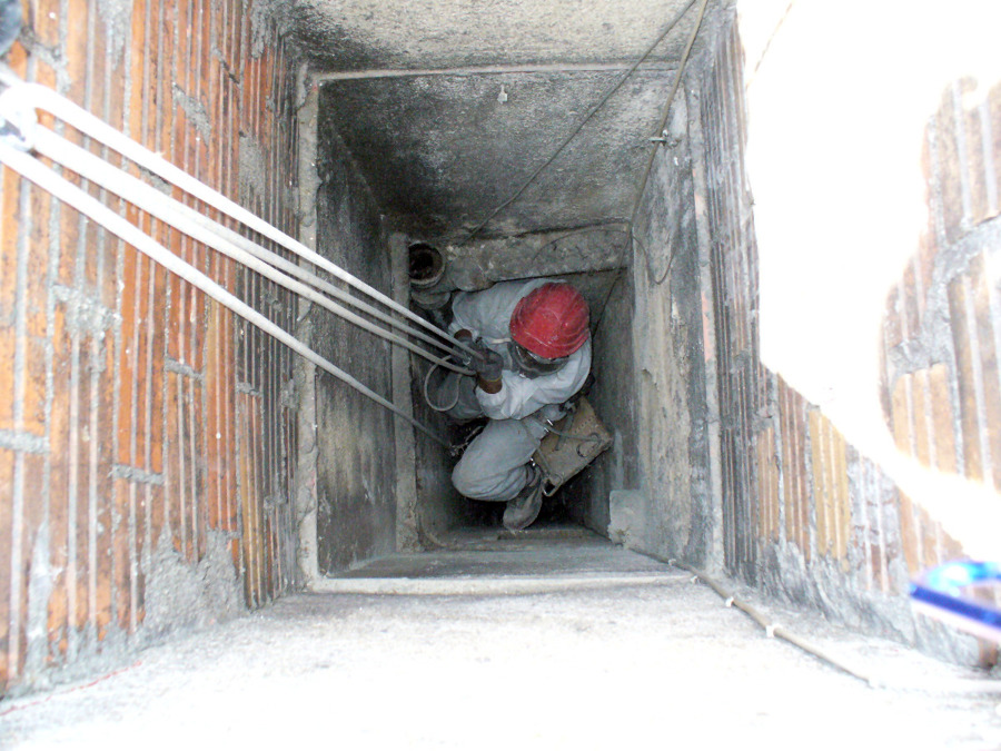 SUSTITUCION DE BAJANTES DE URALITA EN SITIO CONFINADO 3