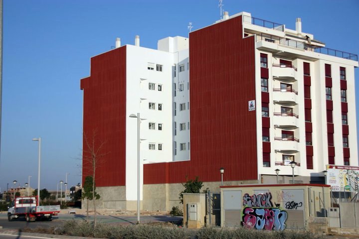 tabiquería pluvial color terracota