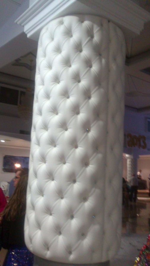 Tapizado de columnas en capitone