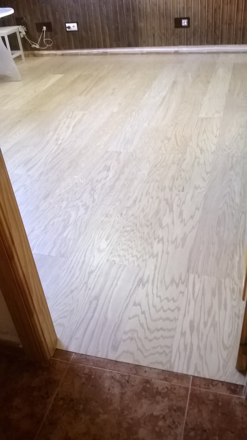 tarima de chapa natural de roble