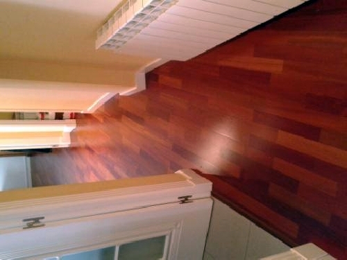 Tarima flotante de madera 