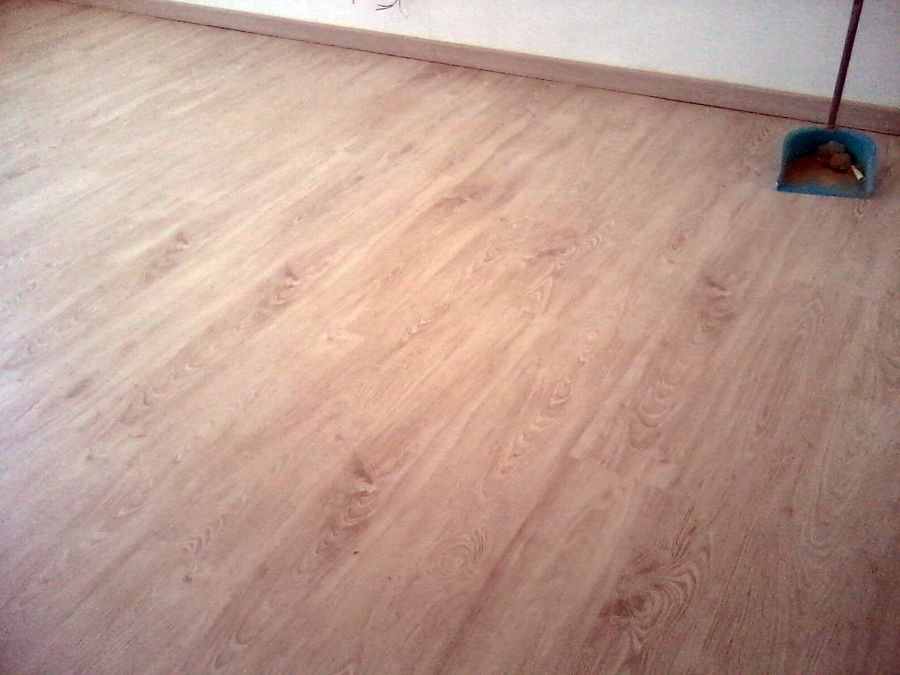 tarima flotante roble claro en Torrevieja (Alicante)