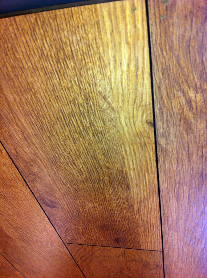 TARIMA FLOTANTE RUSTICA VISELADA 