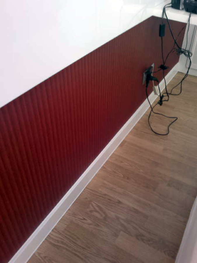 tarima laminada y rodapie lacado 