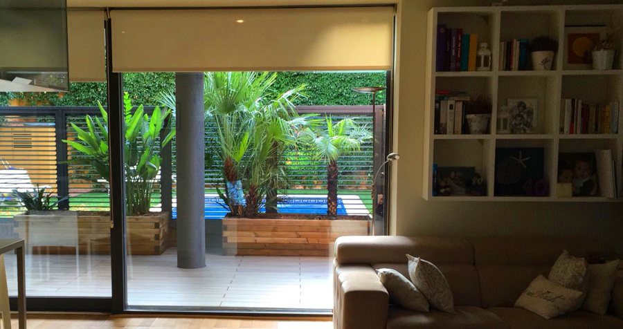 tarima exterior sintetica, jardinería