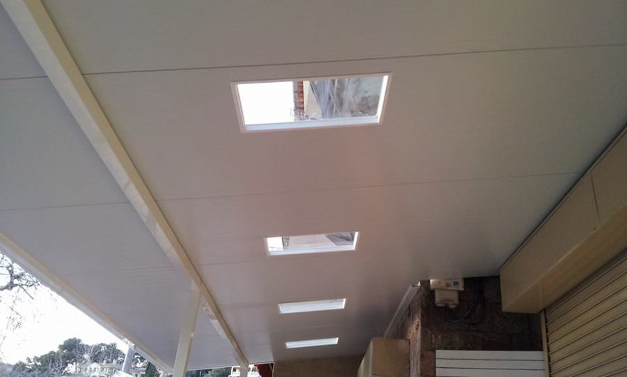 Techo con tragaluz