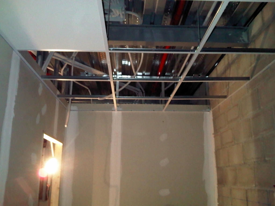 techo registable con tabique de pladur