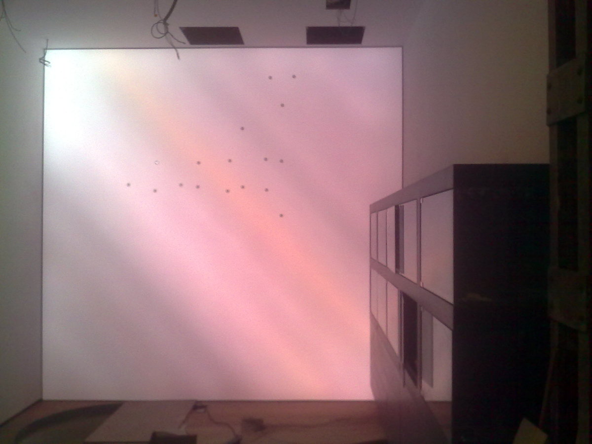 Techo tensado traslucido.