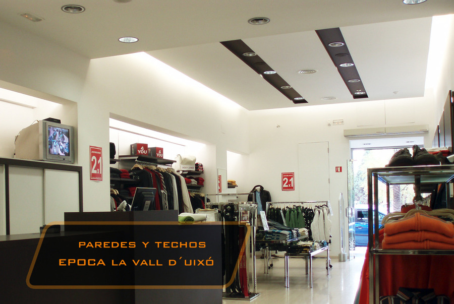 Techos y tabiqueria tienda de ropa