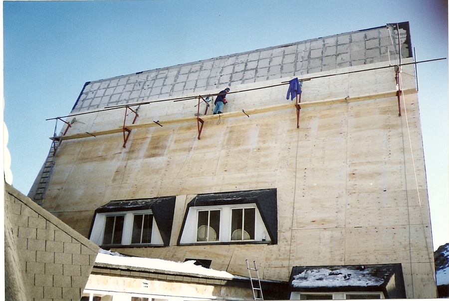 Tejado en proceso de reparación