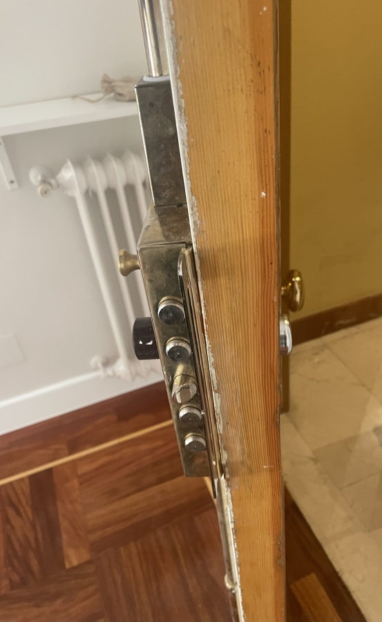 Cerradura Fac con bombin de Seguridad