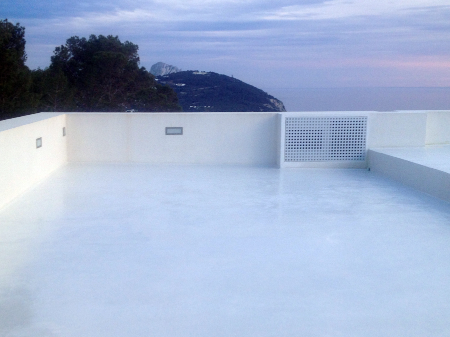 Terraza cemento pulido en Ibiza