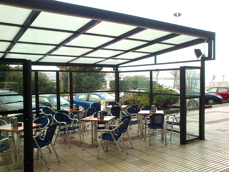 Terraza de hostelería en Castrourdiales (Cantabria)