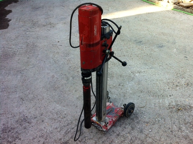 Testiguera Hilti DD160E