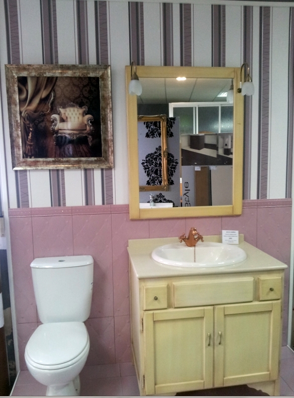 Tienda Ceramica , decoracion y sevicios de Arquitectura e interiorismo y Reforma Sevilla