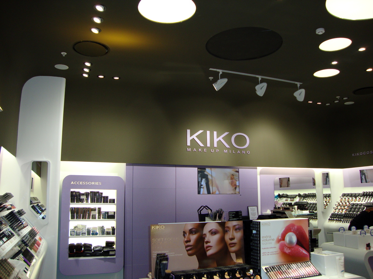 Tienda de Cosmeticos KIKO C.C Marineda City ( A Coruña)