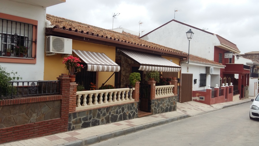 Toldos casa adosada