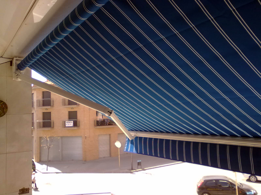 Toldo Brazo Invisible