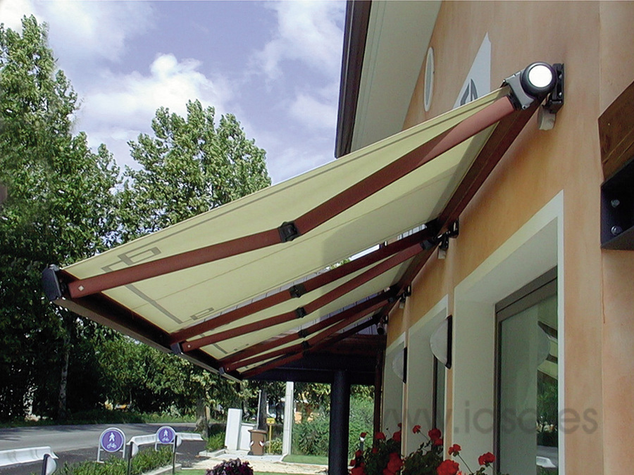 Toldo Brazos invisibles