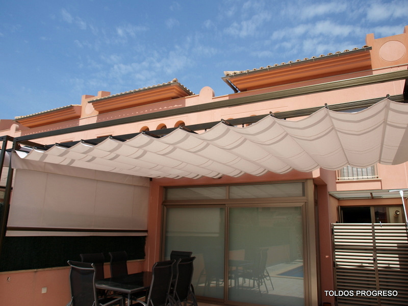 Toldo corredero o palilleria