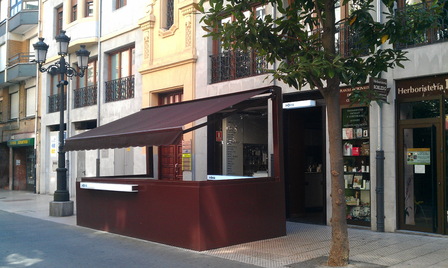 TOLDO DE PORTERÍA A 1 AGUA