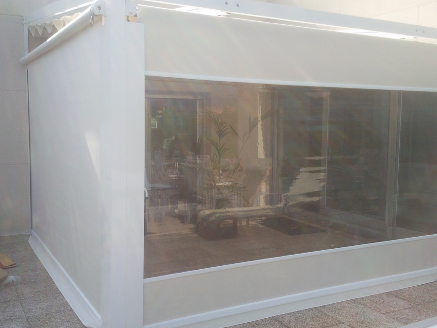 Toldo plano con verticales