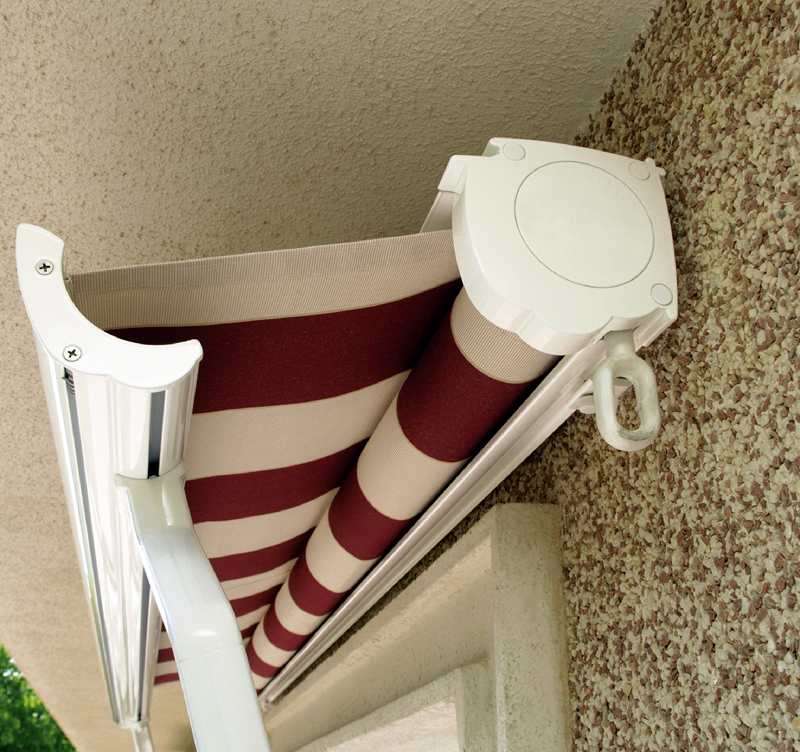 Toldo punto recto semicofre.